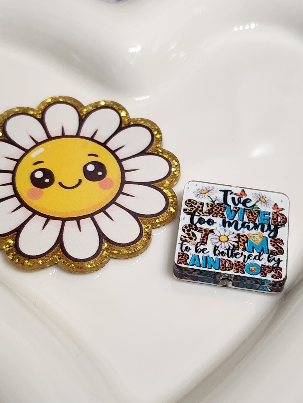 Flower Survivor Storm Flatback Focal Bead Badge Crafts Keychain Beaded Pen Craft